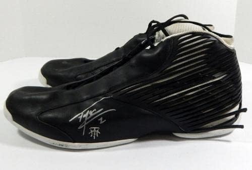 Трејси МекГрејди потпишана игра користена 2003-04 Адидас чевли Орландо Меџик Авто ЈСА 681 - Игра во НБА