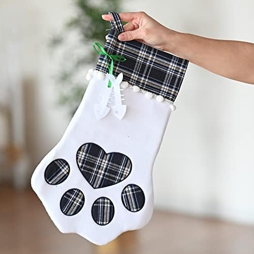 Орнативност Божиќно милениче шепа порибување - симпатично миленичиња виси чорапи за Божиќни украси за одмор со голема карирана шепа