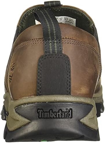 Машката планина од Тимберленд Мадсен се лизга на чевли за пешачење