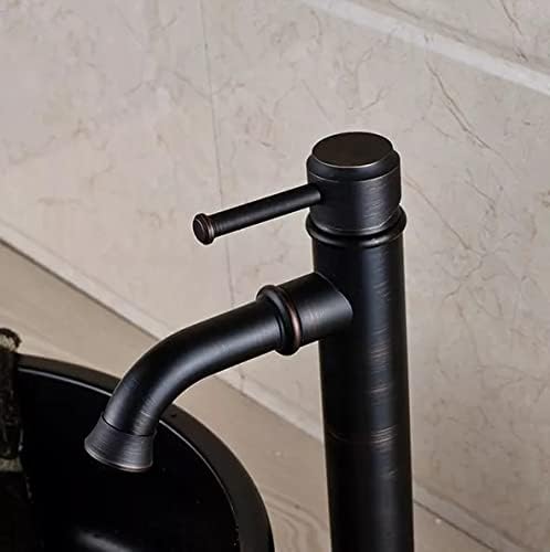 Црно масло ја нанесуваат бронзената единечна рачка една дупка бања сад за мијалник за мијалник за миксер