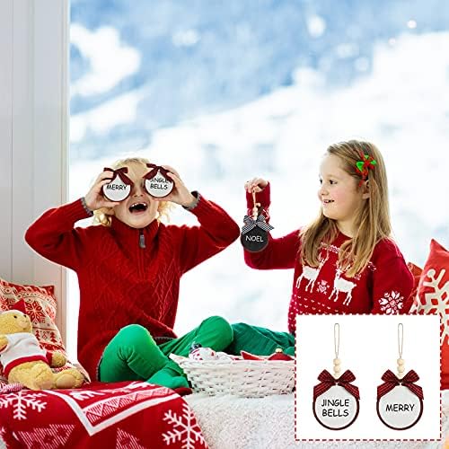 8 парчиња Божиќни дрвени висечки украси Бафало карирани божиќни украси зборови печатени украси за новогодишна елка рустикално дрво украси