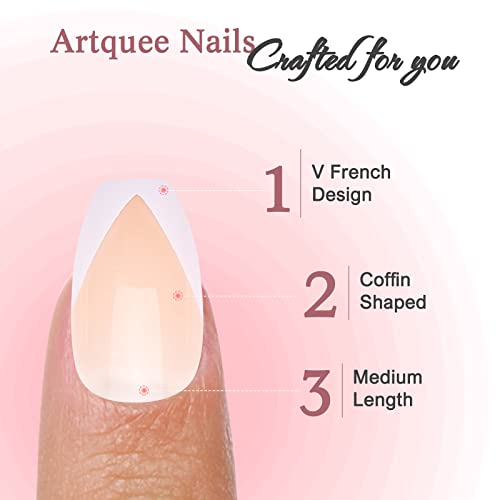 Artquee Француски совет притискајте на ноктите кратки чисти голи ковчези лажни нокти против бел раб дизајни сјајно UV финиш за еднократно