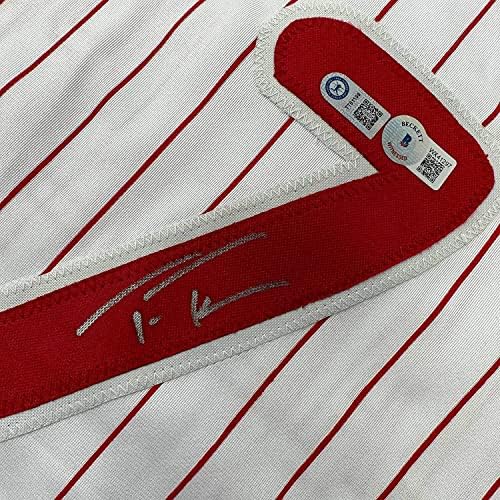 Врамено автограмиран/потпишан Треа Тарнер 33х42 Филаделфија Пинстрип Бејзбол дрес Бекет Бас Коа