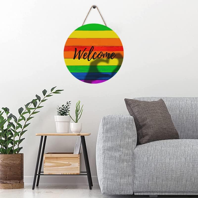 Виножито гордост знак на плакета wallид виси добредојден знак геј ЛГБТК гордост срце loveубов на дрвена wallидна уметност влезна врата дома декор