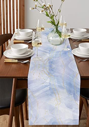 Тркач на маса, светло сина мермерна текстура со златна линија за трпезарија, кујна, дневна соба, декор за табели за одмор и забави