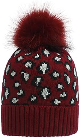Womenените мода лабава леопард печатена волна плетена капа топла ветровоична голема топчеста капа со чипка