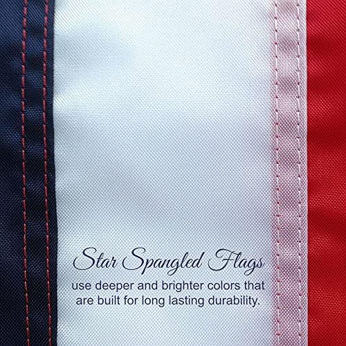 Американско знаме 5x8- направено во САД користејќи тежок, долготраен најлон изграден за употреба на отворено, во кој има везени starsвезди и зашиени ленти плус суперио?