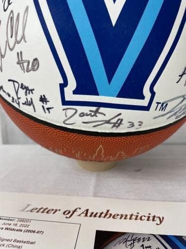 2006-2007 Тимот на Виланова потпиша комеморативна кошарка 14 Сигс ЈСА ЛОА - Автограмирани кошарка