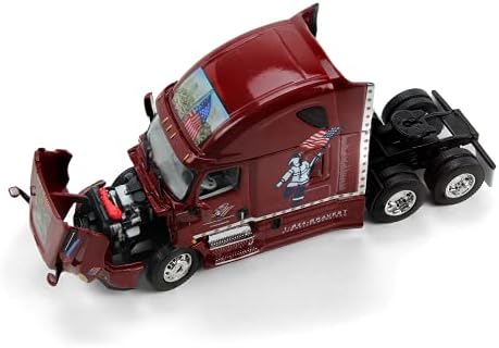 Die Cast Promotions 1/64 Red Frightliner 2018 Cascadia Sleeper со комунални приколка, Rolling Memorial 2021, DCP со прва брзина