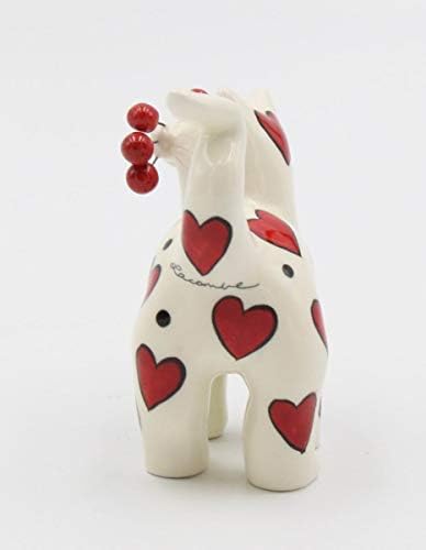 Подароци за космос фино керамички мустаќи мачка со црвени срца отпечатоци и фигура за дизајн на црни полкови од Ејми Лакомбе, 3 “