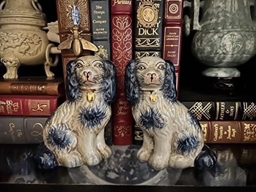 Стафордшир репродукција кралот Чарлс Спаниел сино кучиња пар мали фигурини