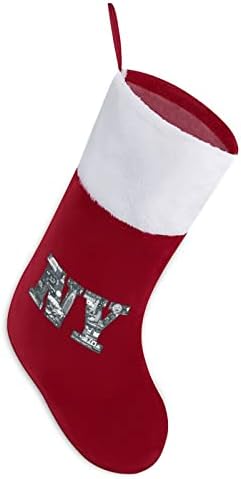 Сакам Божиќни чорапи за порибување во Newујорк со кадифен камин што виси за Божиќно дрво
