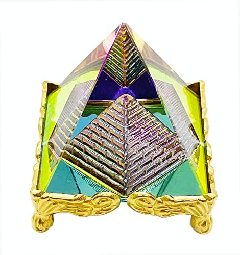 Аашита креации Фенгшуи Мултикородна кристална пирамида на златниот штанд за позитивна енергија и корекција на Васту