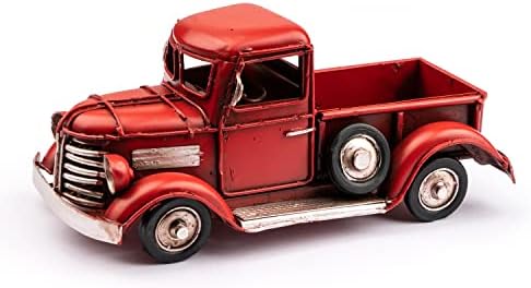 Видиво метал гроздобер декор со црвен камион, рачно изработени антички пикап-камиони украси за затворен и отворен простор, штанд