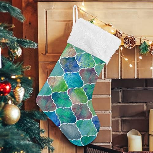 Божиќни чорапи Мароканска геометриска шема Зелена акварела бела плишана манжетна Мерцеризирана кадифена семејна празник персонализиран голем