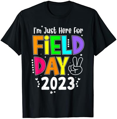 Наставник на училишно поле, јас сум само тука за маица на ден 2023 година