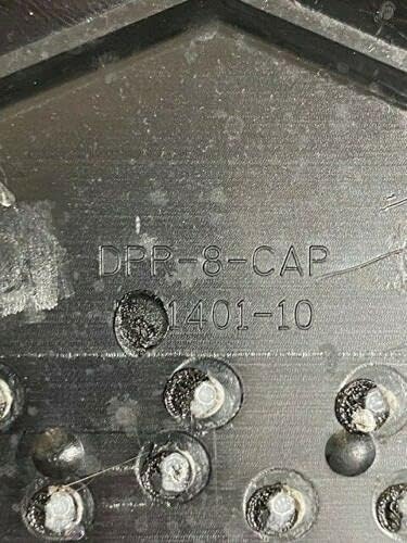 DPR тркала DPR-8-CAP LG1401-10 мат црно-центар капаче