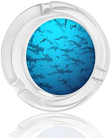 Хамерхед ајкула во сина океанска стакло од пепел за цигари и цигари, држач за табела за табела за декорација на маса