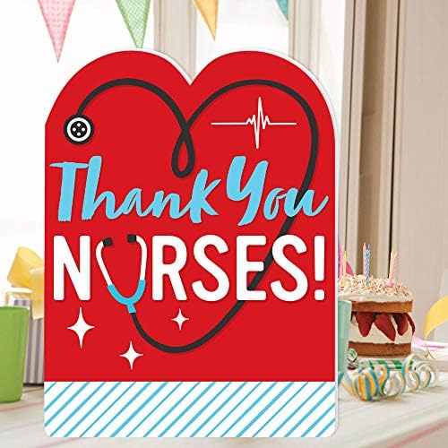 Голема точка на среќа Ви благодариме на медицинските сестри - Недела на медицинска сестра Недела гигантска честитка - голема форма на џамлична