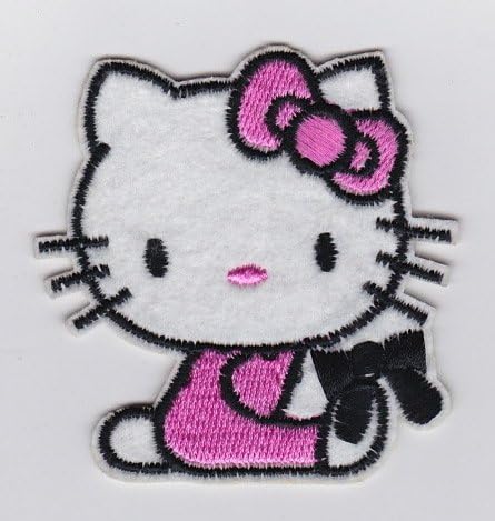 Sanrio Cute Hello Kitty Pink Fuse Shating со црна лента- железо на закрпи/шијте на/Апликација/извезено