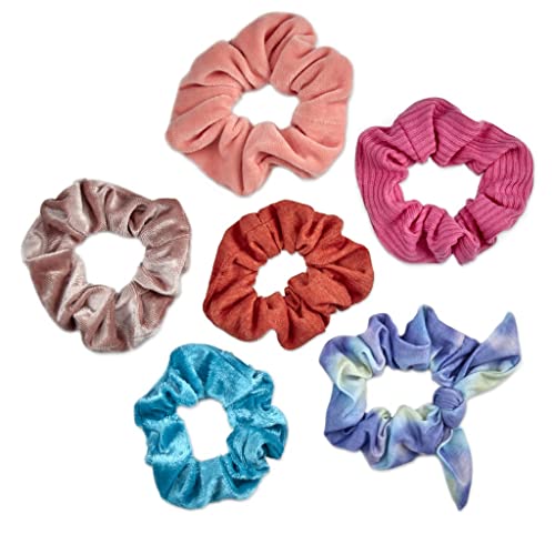 Оригиналниот Сет За Подароци Scrunchie® Вклучува 6 Уникатни Модни Скринчи: Розово Плетено, Светло Розево Кадифе, Корален Сатен, Сино Блокирање,