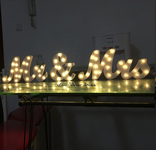 Замтак Декоративни LED букви светлина МР и г -ѓа батерии управувани со осветлени украси за свадби во домот
