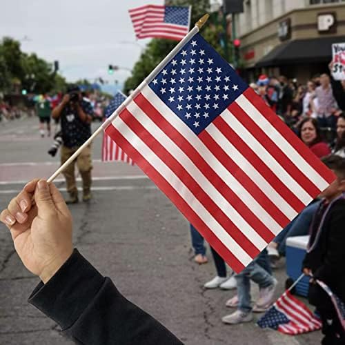 12 пакувања 8x12 инчи Американски знамиња на стап, американски знамиња, знаме на стапчиња во САД со рачен и заземјен повеќенаменски дизајн на знамиња за Денот на споме