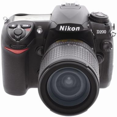 Никон Д200 10.2 Пратеник Дигитална SLR Камера со 18-135mm AF-S DX f/3.5-5.6 G ЕД - Ако Никор Зум Леќа