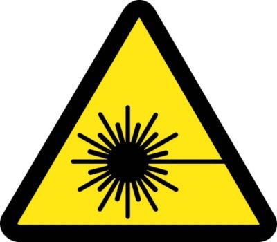 NMC ISO268AP ласерска опасност ISO етикета со графичка, 2 должина x 2 ширина, винил чувствителен на притисок, црна на жолта боја